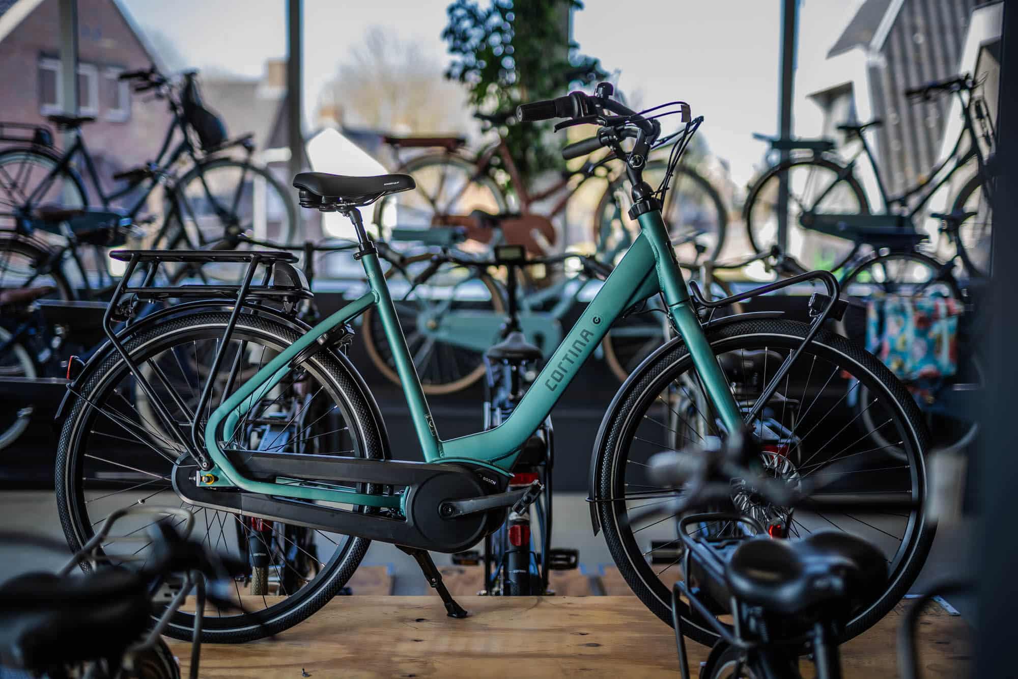 Showroom Cortina Fietsen Dikkenberg Tweewielers